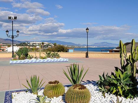 Beautiful Beachfront Newly Renovated 2 Bedroom Apartment With Swimming Pool And Garden Сан-Луис-де-Сабинильяс Экстерьер фото
