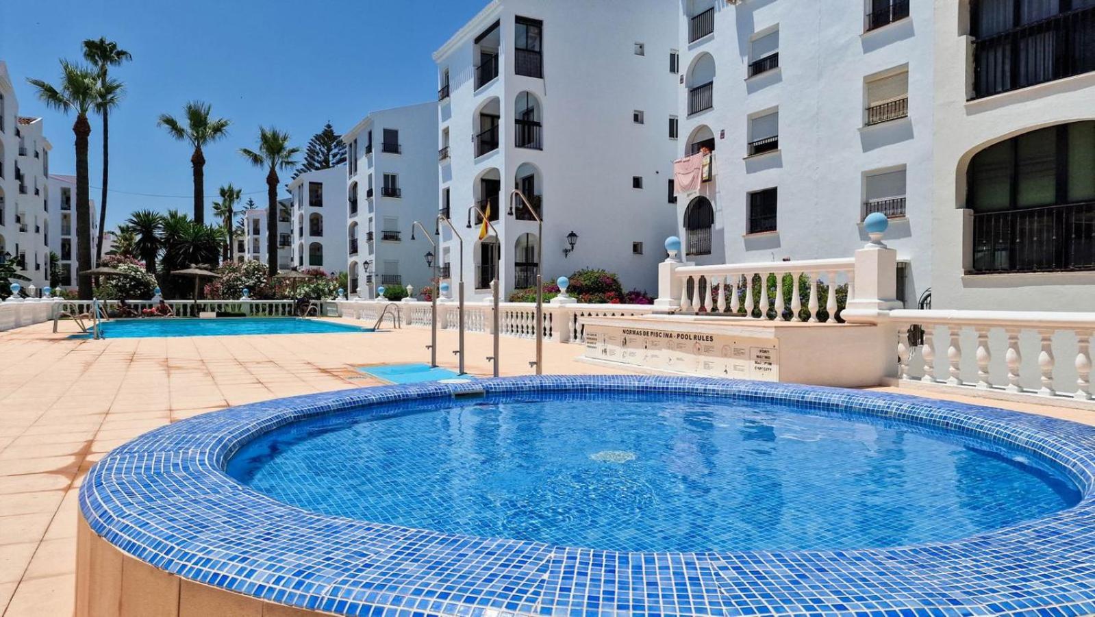 Beautiful Beachfront Newly Renovated 2 Bedroom Apartment With Swimming Pool And Garden Сан-Луис-де-Сабинильяс Экстерьер фото